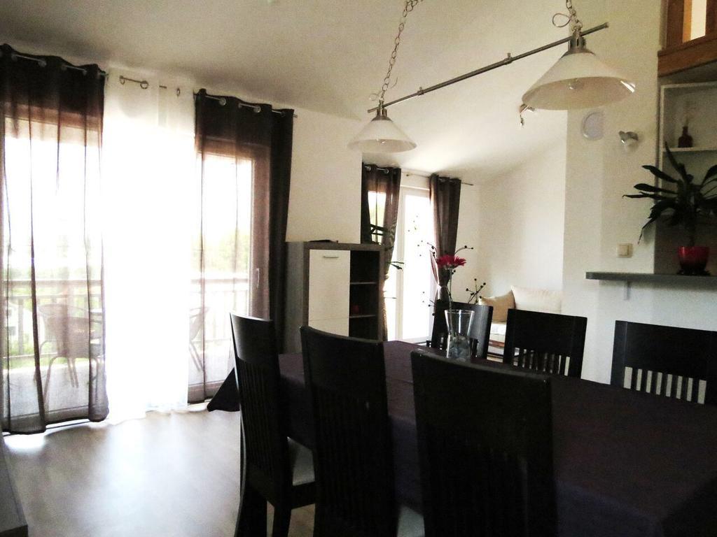 Apartments Ljubicic Подстрана Номер фото